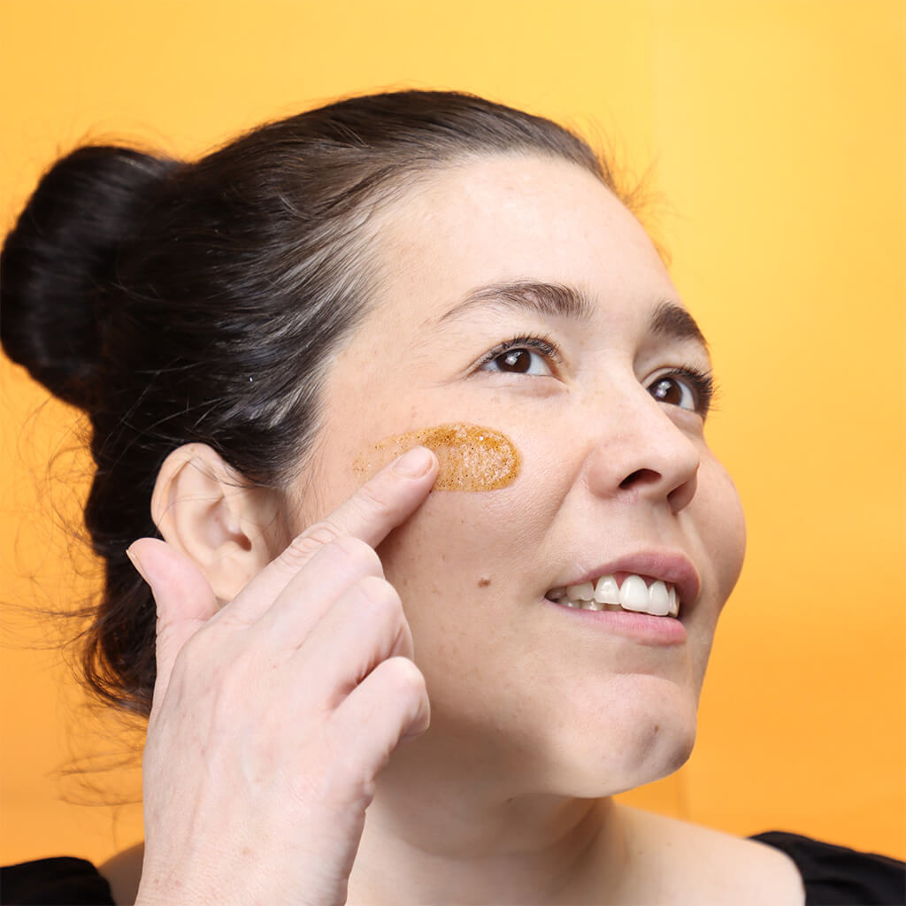 Hydra-Moisture Cleanser &amp; Exfoliator Duo - With Nucinel Makeup Remover and Gentle-Cleansing Fluid &amp; Citrenis Clean and Bright Skin-Buffing Gelly Face scrub A Modernica Naturalis 