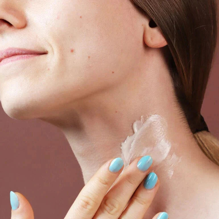 The All-Day &#39;Everlasting&#39; Hydration Kit Face serum A Modernica Naturalis 